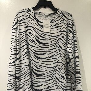 Camisa black and white zebra stripe crewneck top size xl